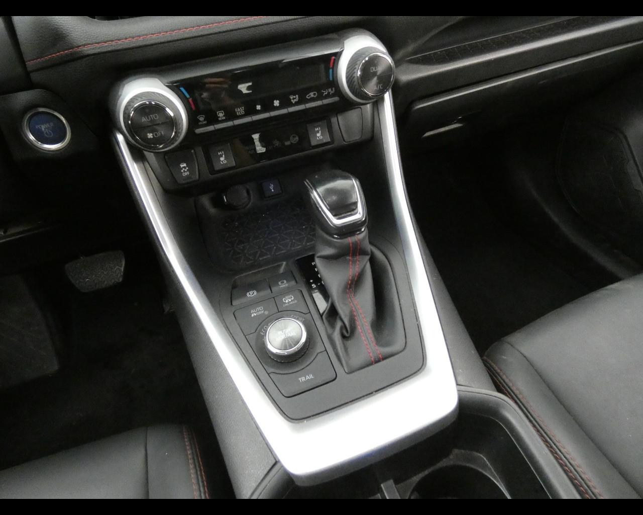 SUZUKI Across - Across 2.5 Plug-in Hybrid E-CVT 4WD Top