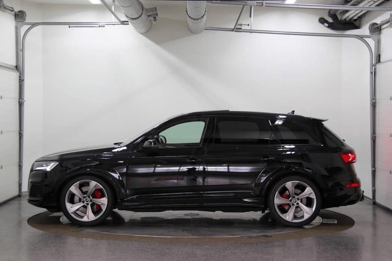 Audi Q7 60 TFSIe quattro S line
