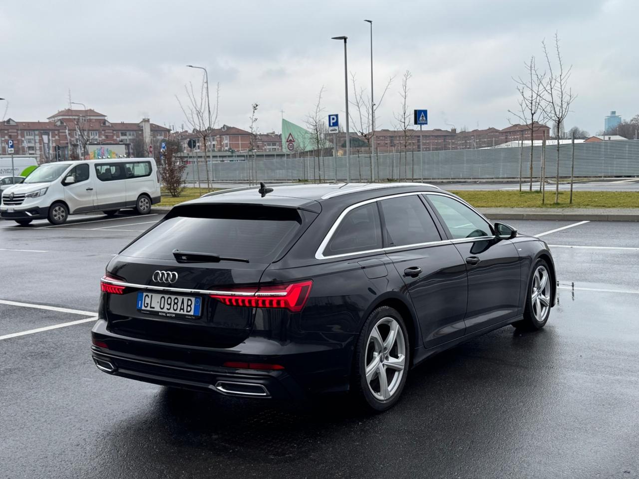 Audi A6 Avant 40 2.0 TDI S tronic Business Plus