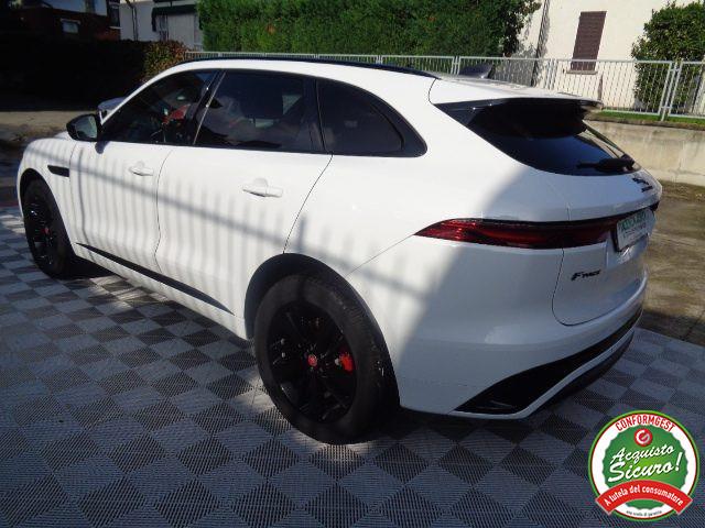 JAGUAR F-Pace 2.0 250 CV AWD aut. R-Dynamic Black.PANORAMA