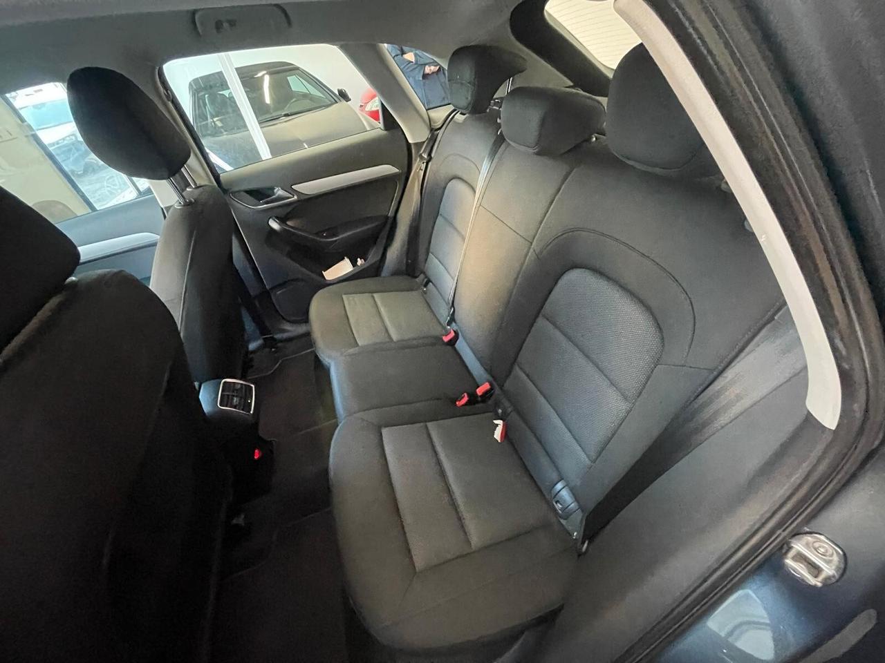 Audi Q3 2.0 TDI 150 CV S line