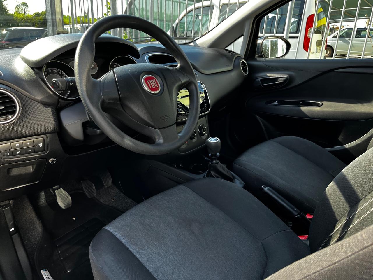 Fiat Punto 1.4 8V 5 porte GPL - BENZINA / OK NEOPATENTATI