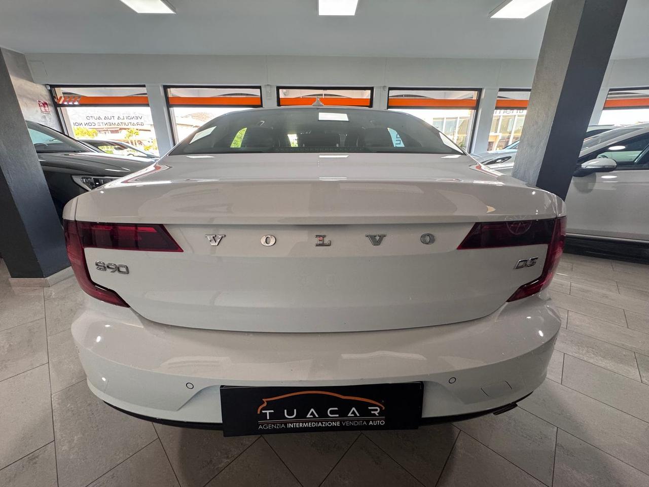 Volvo S90 Momentum 2.0 D3 #7447