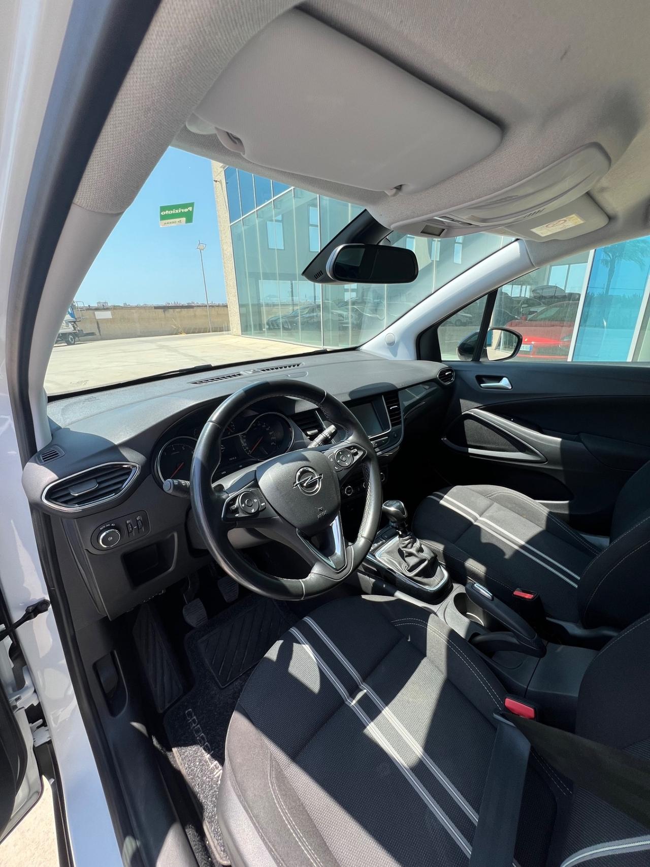 Opel Crossland 1.5 ECOTEC D 110 CV Elegance - possibilità noleggio no scoring