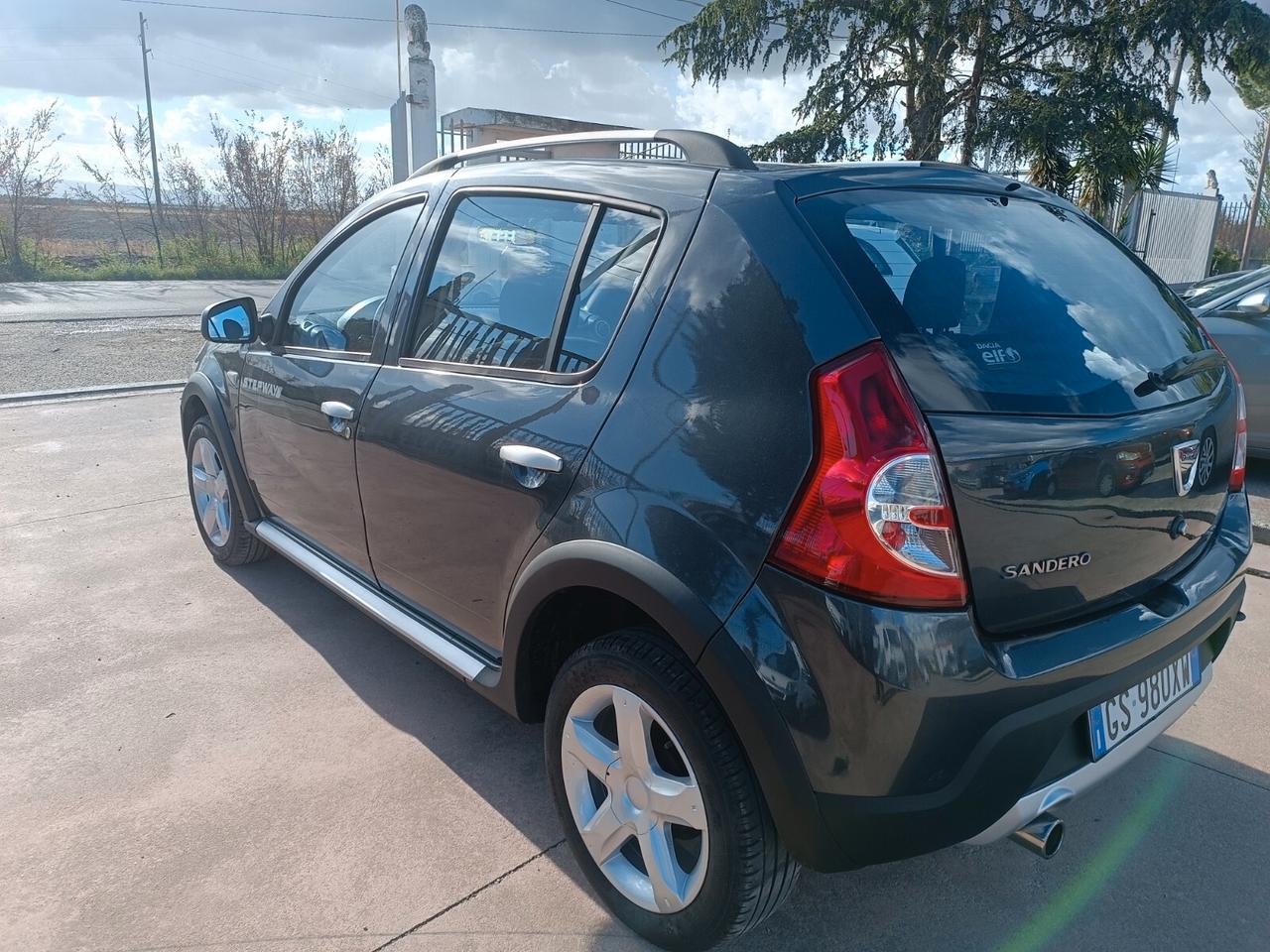 Dacia Sandero Stepway 1.6 8V GPL 85CV