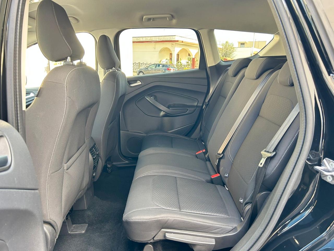 Ford Kuga 1.5 TDCI 120Cv TITANIUM NAVI-2019