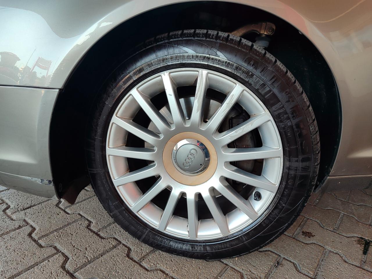Audi A6 3.0 V6 TDI quattro 2006 berlina promo