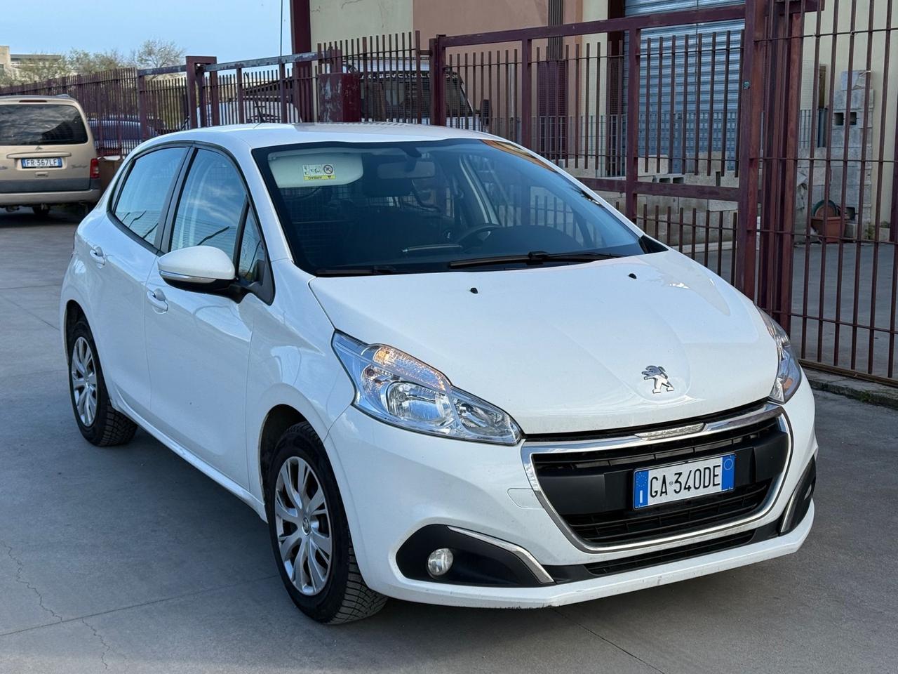 Peugeot 208 BlueHDi 100 S&S 5 porte Van Active
