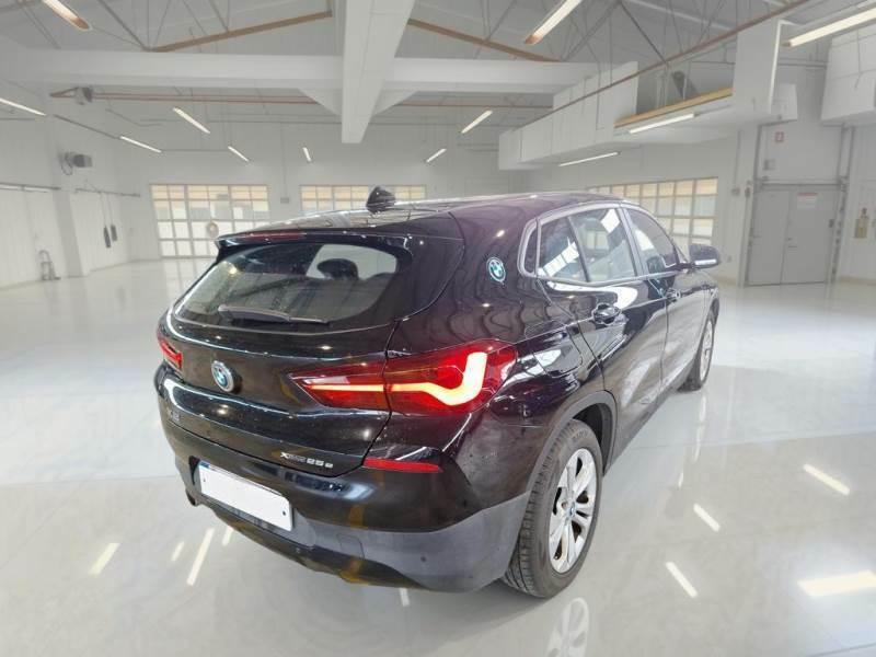 BMW X2 xDrive 25e Business X automatico