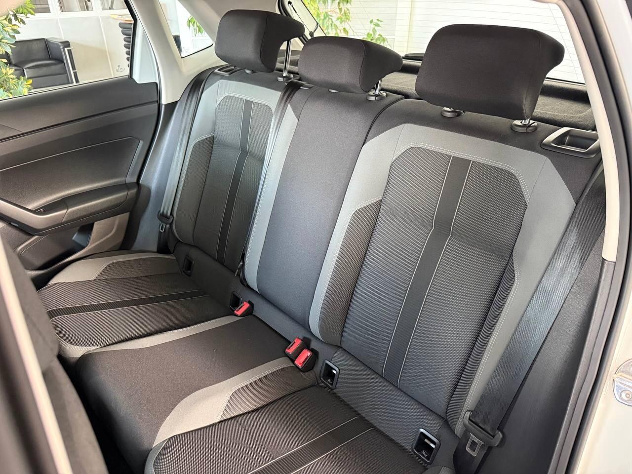 POLO 1.6 TDI 95CV MOD. R-LINE