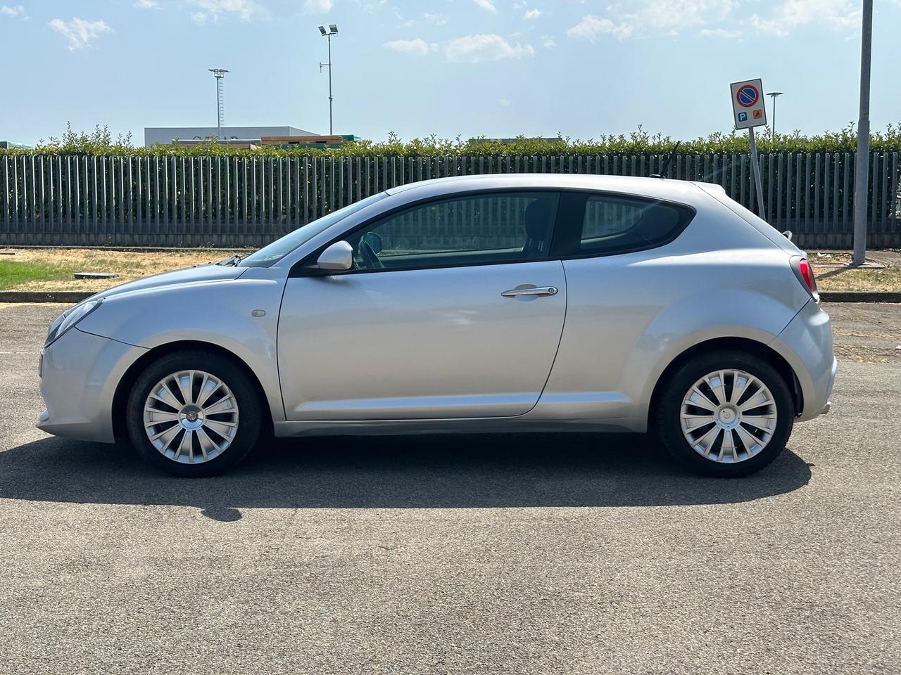 Alfa Romeo MiTo 1.4 T 155 CV Distinctive Sport Pack