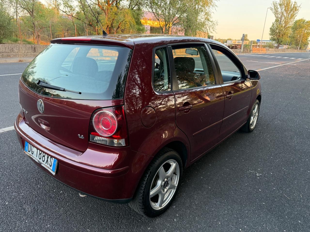 Volkswagen Polo 1.4/80CV 16V 5p. Comfortline