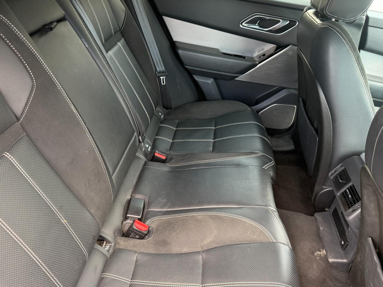 Land Rover Range Velar 2.0D I4 240 CV HSE pari al nuovo