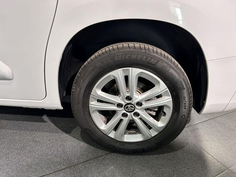 Toyota Proace City Verso Proace City Verso 1.5D 130 CV S&S L1 + ALLESTIMENTO DISABILI