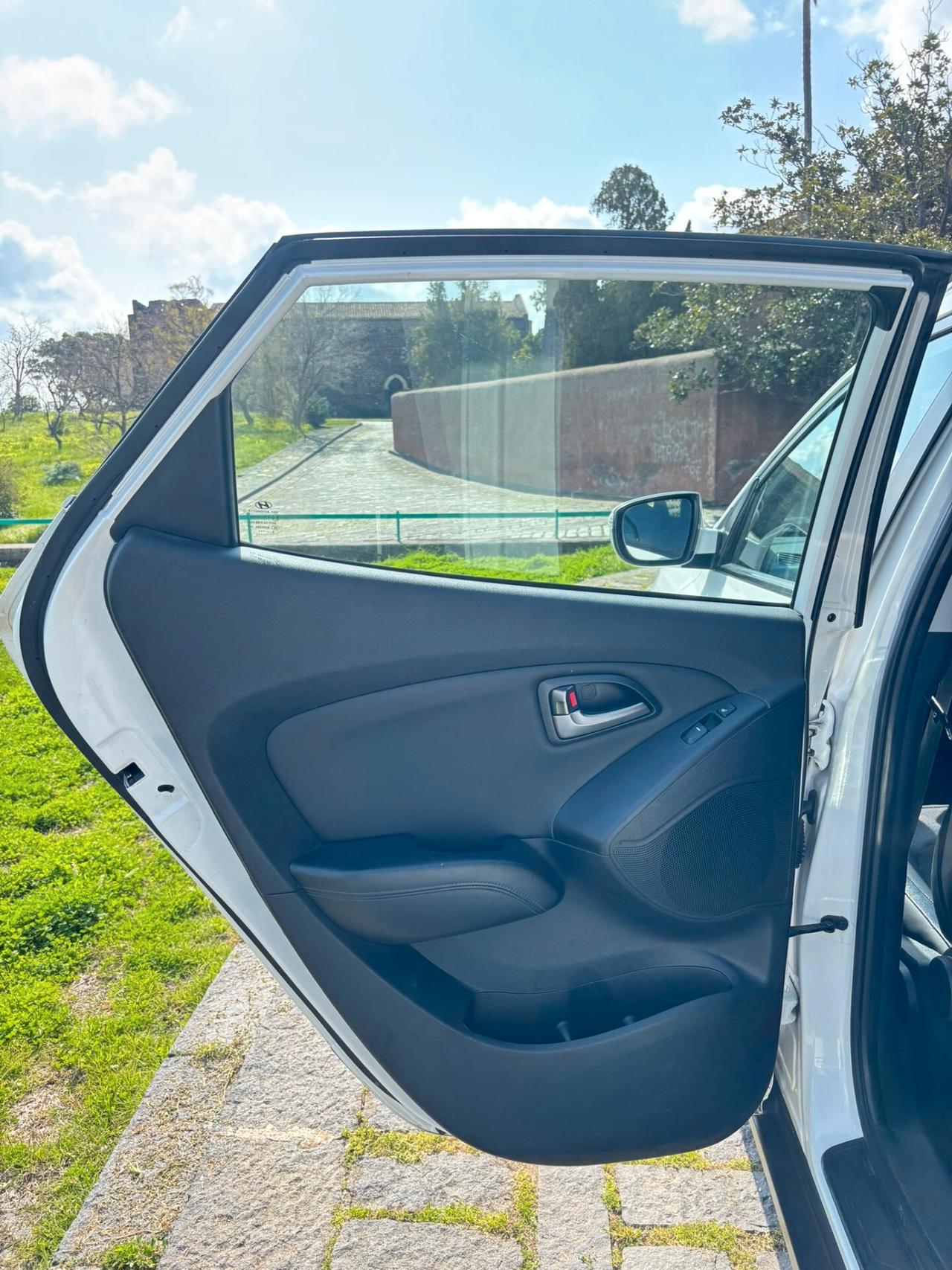 Hyundai iX35 1.7 CRDi 2WD Xpossible