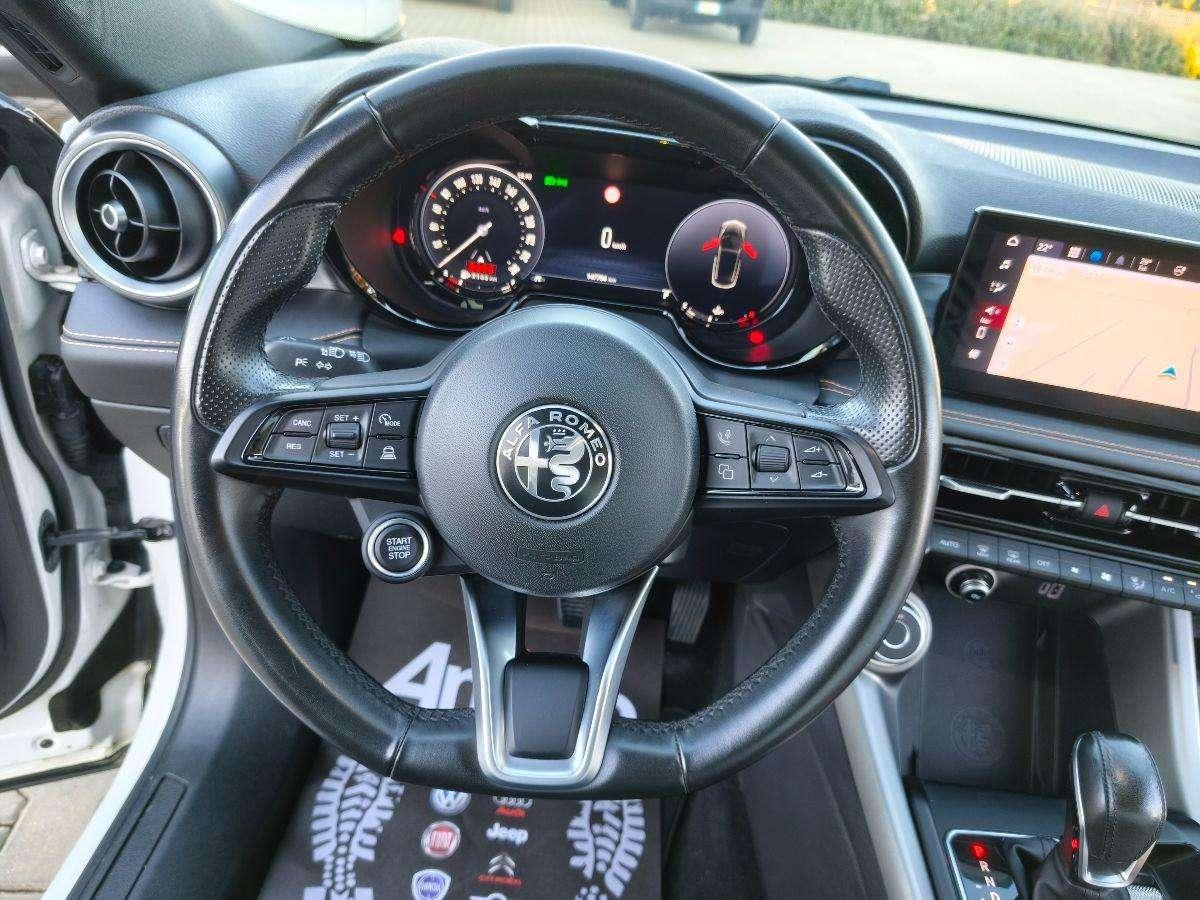 Alfa Romeo Tonale 1.6 diesel 130 CV TCT6 Ti Luci Ambient