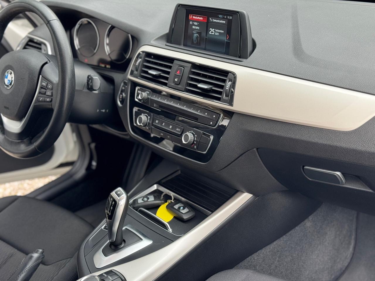 Bmw Serie 1 Sport 5p Automatico !