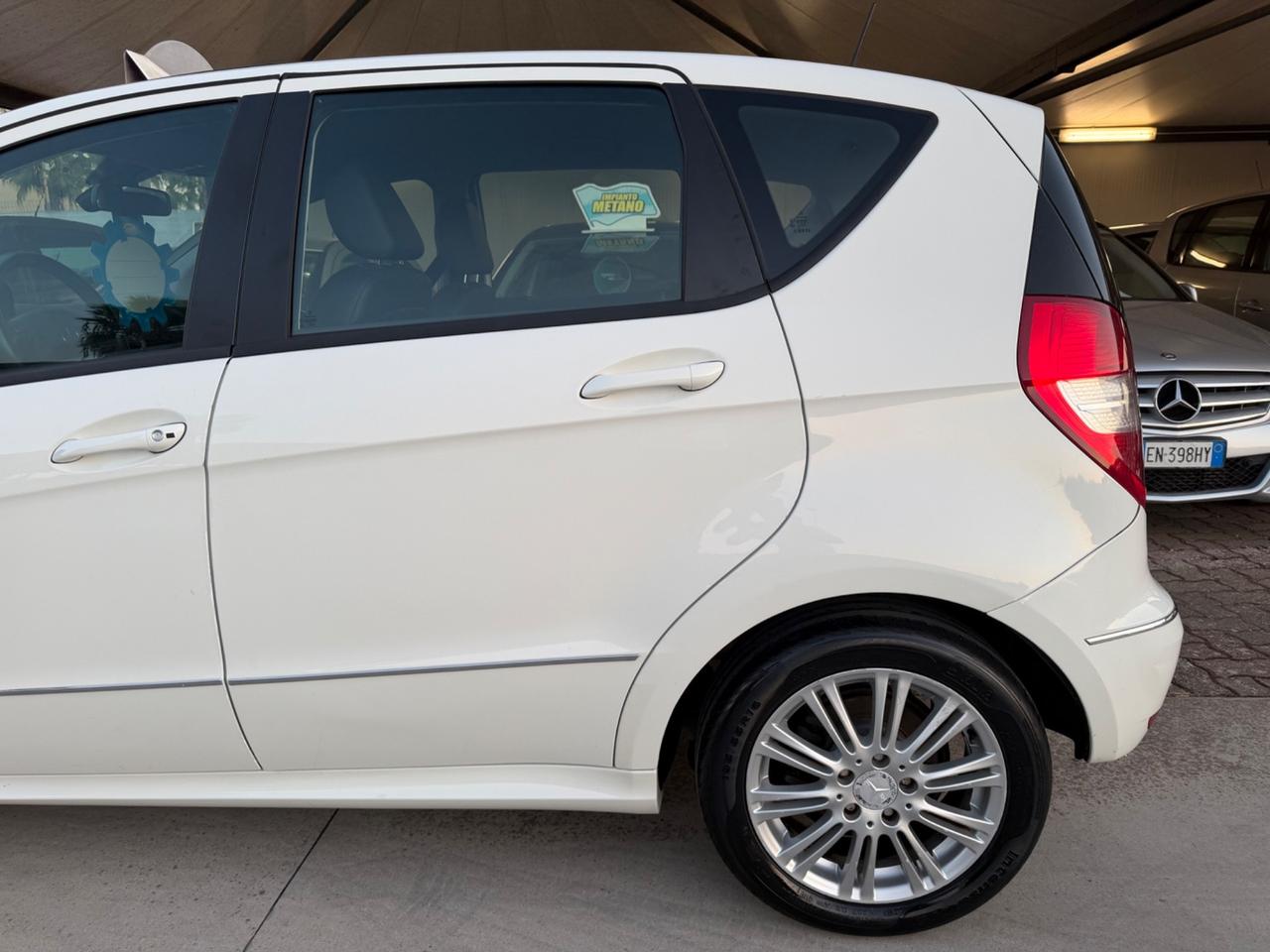 Mercedes CLASSE A 160 BENZINA 2011