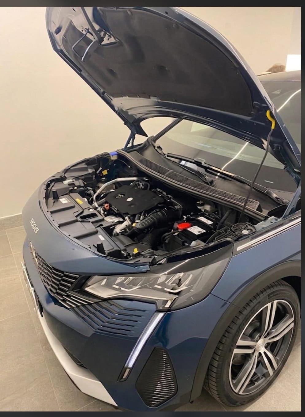 Peugeot 3008 BlueHDi 130 S&S EAT8 Allure