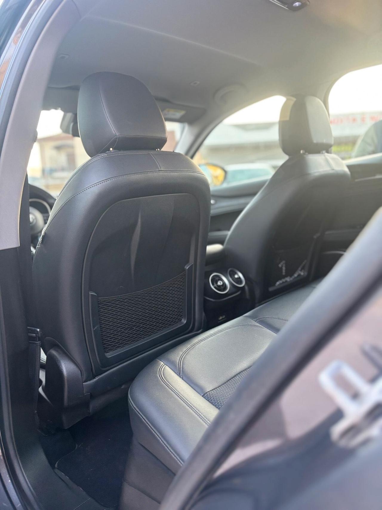 Alfa Romeo Stelvio 2.2JTDM 210 CV Q4 B-Tech LUSSO PELLE NAVI