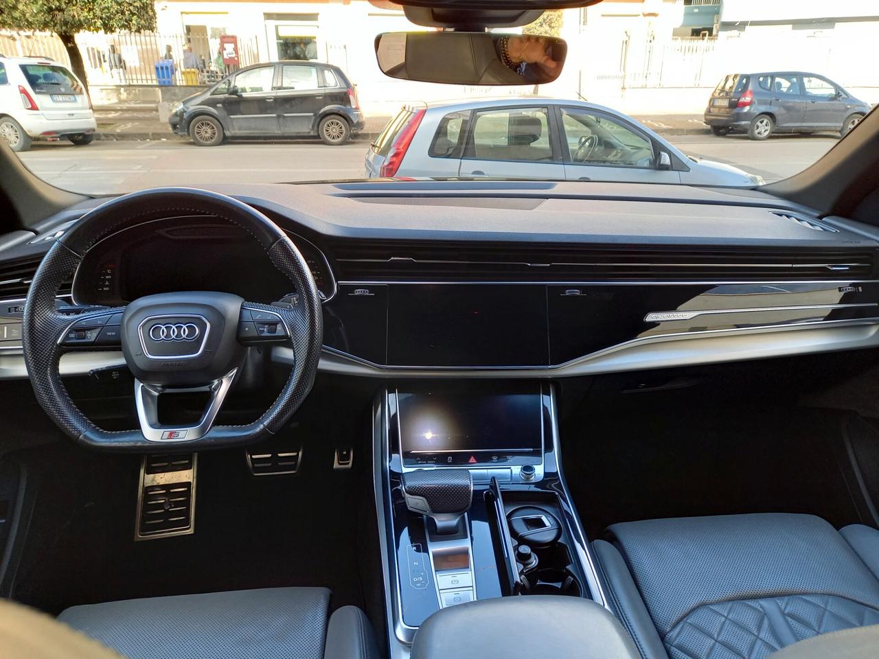 Audi Q8 50 TDI 286 CV quattro tiptronic S-LINE