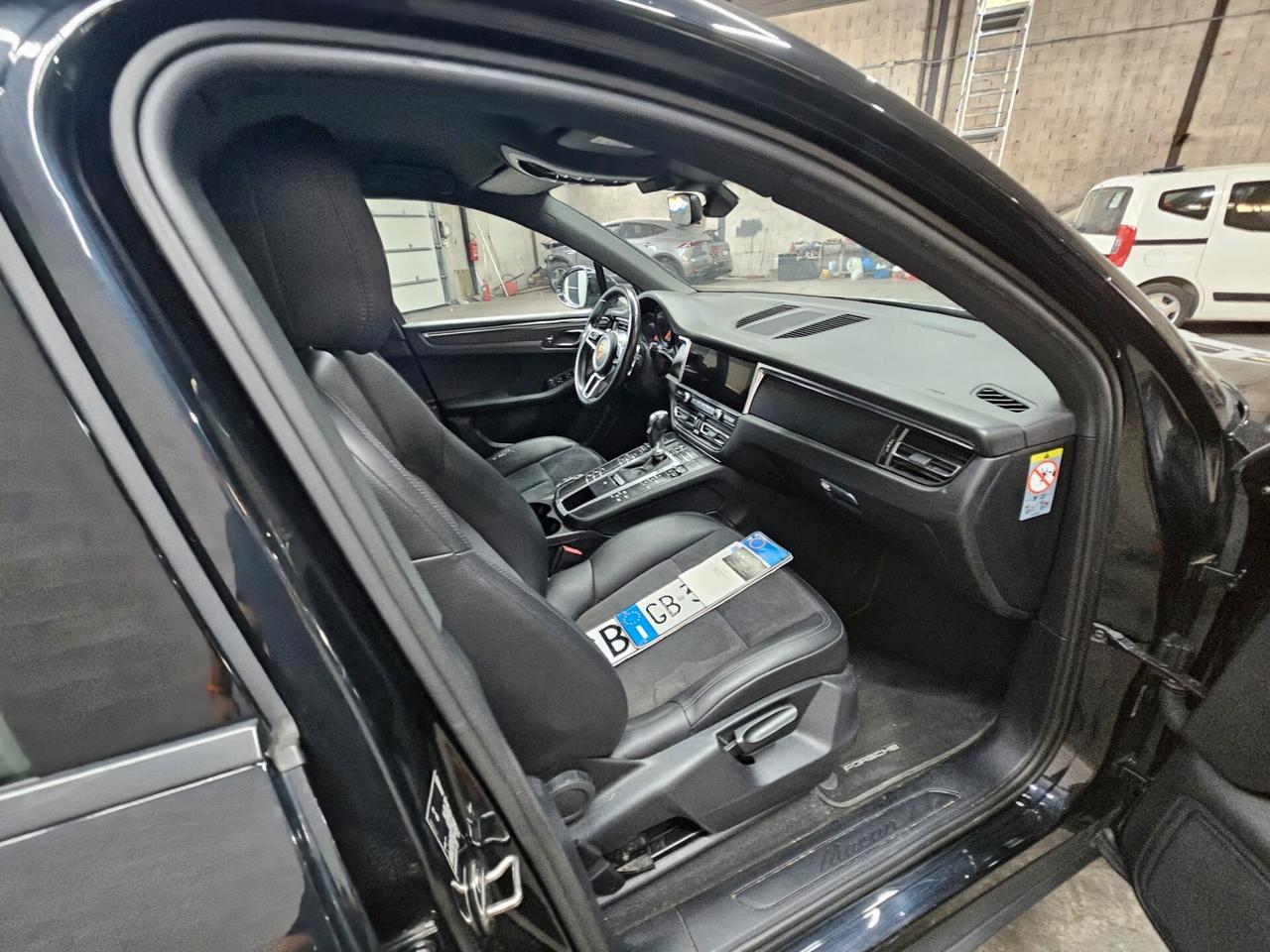 Porsche Macan 2.0 245cv pdk MOTORE ROTTO