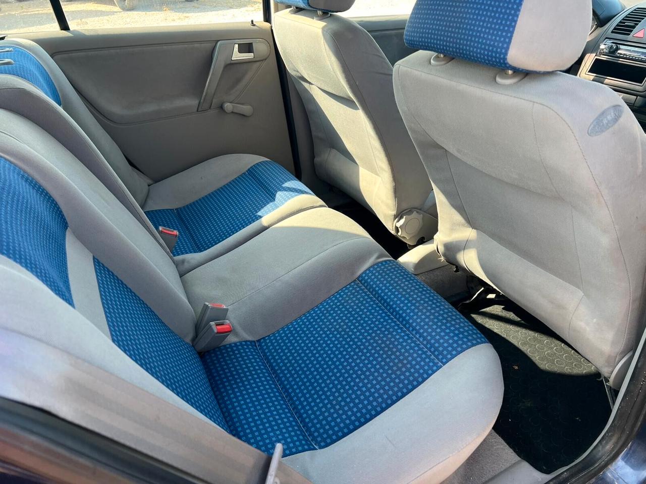 Volkswagen Polo 1.4 16V 5 porte clima