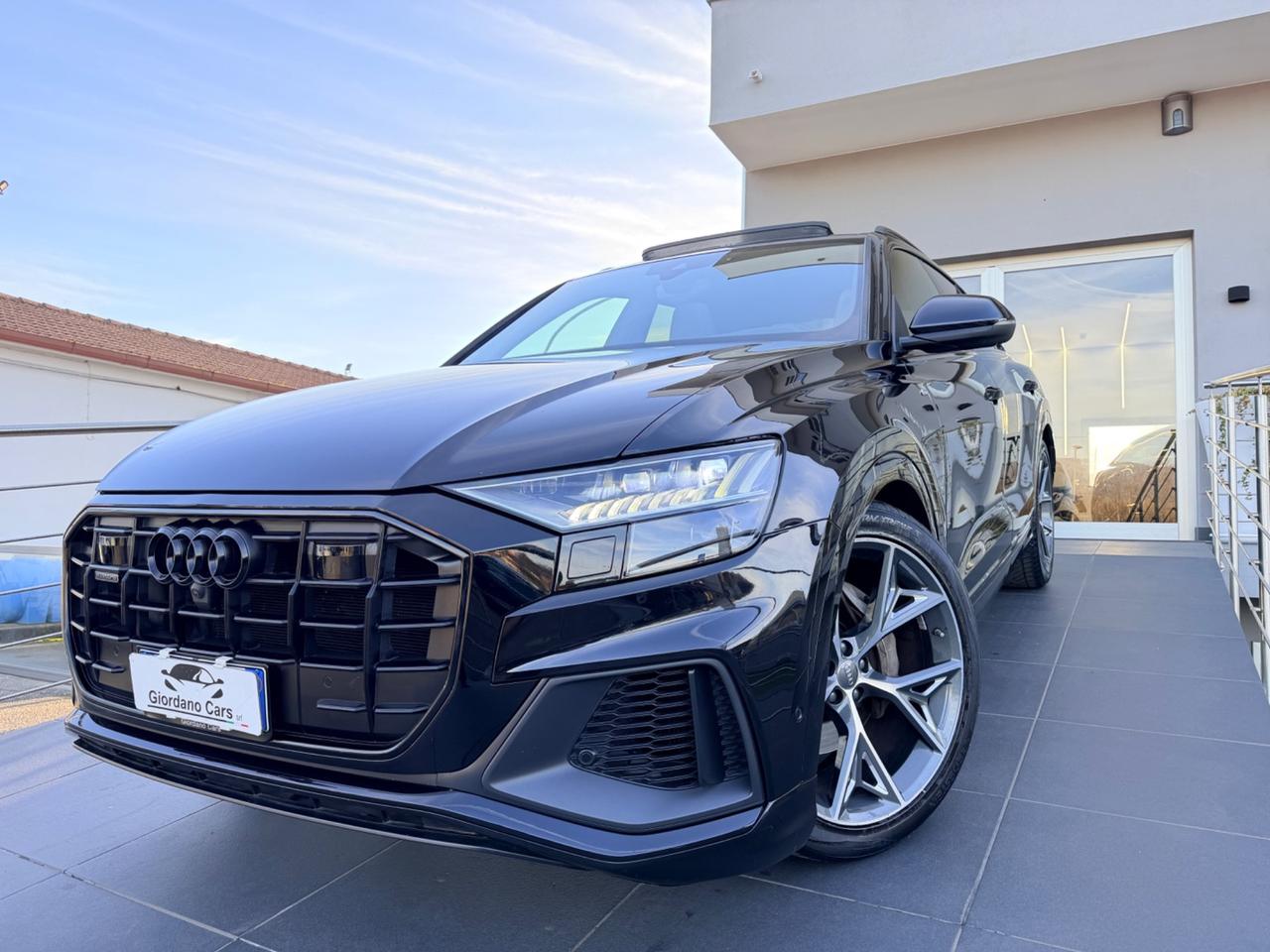 Audi Q8 50 TDI 286 CV quattro tiptronic S-Line tetto