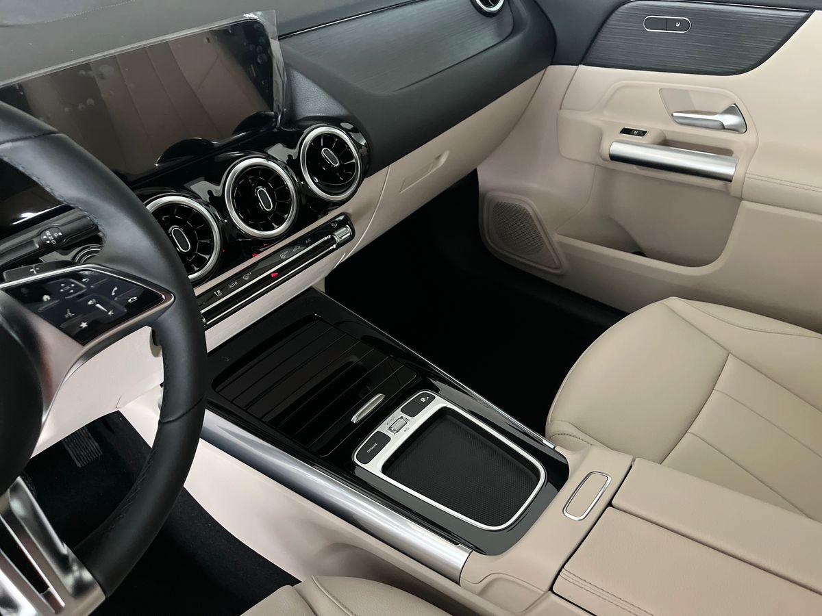 Mercedes-Benz GLA 200 d automatic