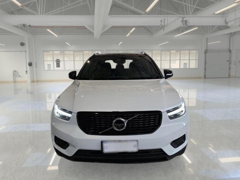 VOLVO XC40 T4 PLUG-IN HYBRID AUTO RECHARGE R-DESIGN SUV