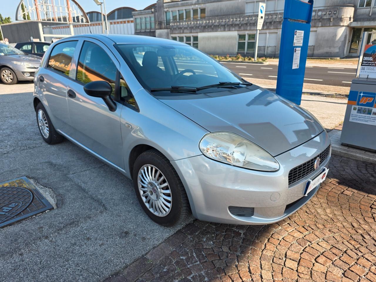 Fiat Grande Punto 1.3 MJT 75 CV 5 porte con 229.000km Neopatentati ok