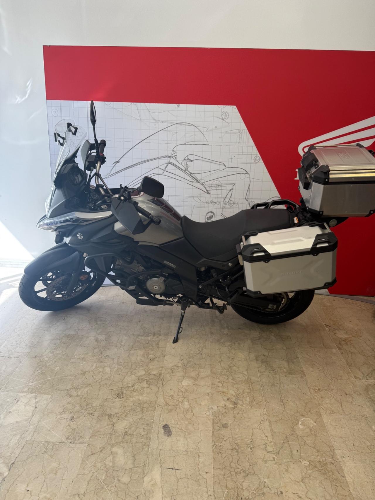 Suzuki V Strom DL 650