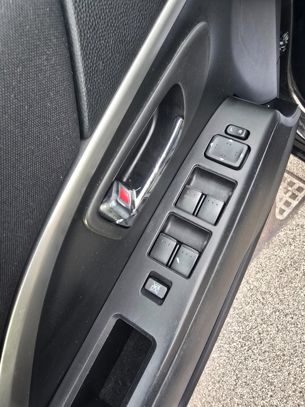 Mazda 5 1.6 MZ-CD 8V 115CV Smart Navi