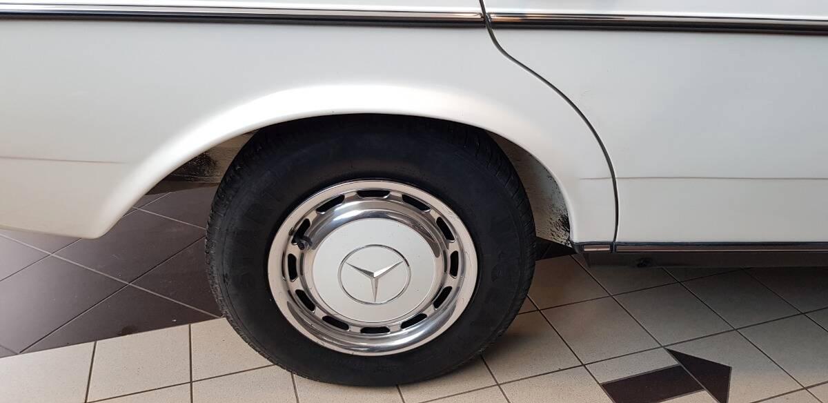 Mercedes Classe E 250 BZ 6L 140CV **ASI CONSERVATA E ORIGINALE**