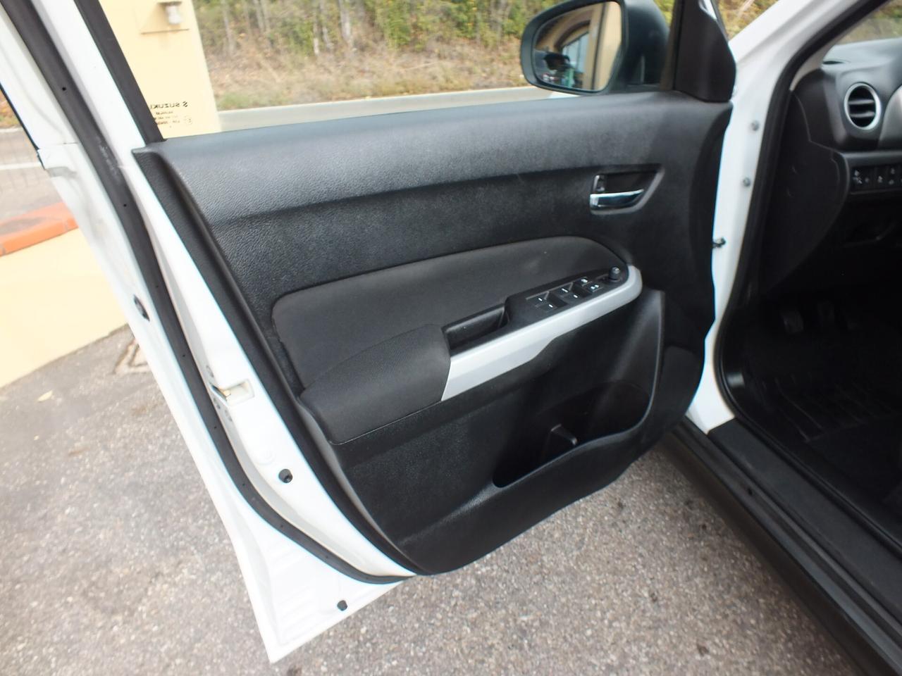 SUZUKI VITARA 1.6 DDiS 4X4 -RETROCAMERA