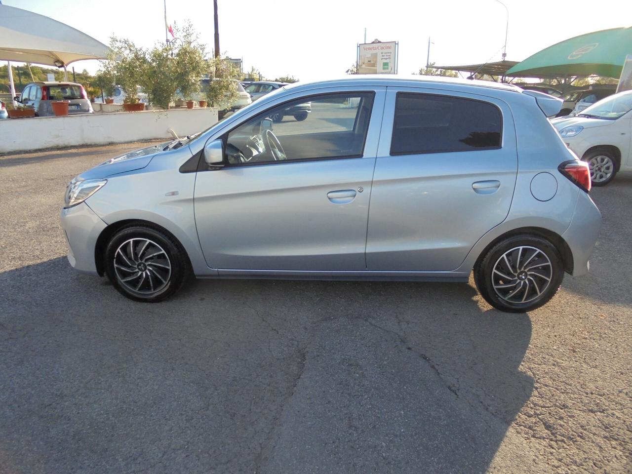 Mitsubishi Space Star 1.2 Intense SDA
