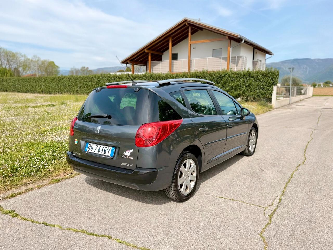 Peugeot 207 1.4 VTi 95CV SW ONE Line