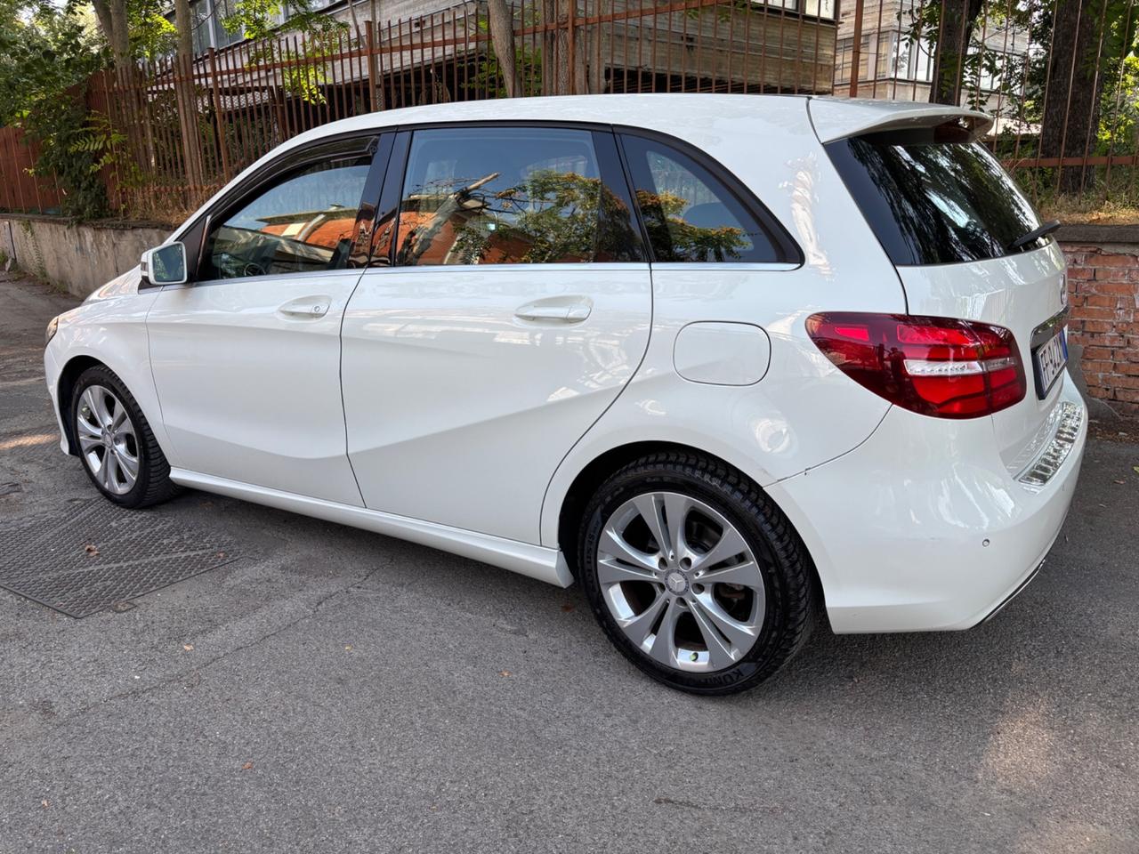 Mercedes-benz B 180 d Automatic Premium