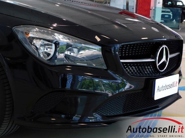MERCEDES-BENZ CLA 200 d AUTOMATICA SPORT ''NIGHT PACK'' 2.200cc 136cv
