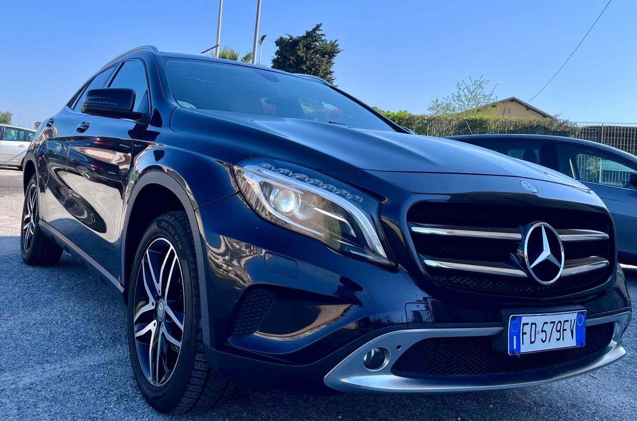 Mercedes-benz GLA 200 d Premium Enduro Tetto Panoramico