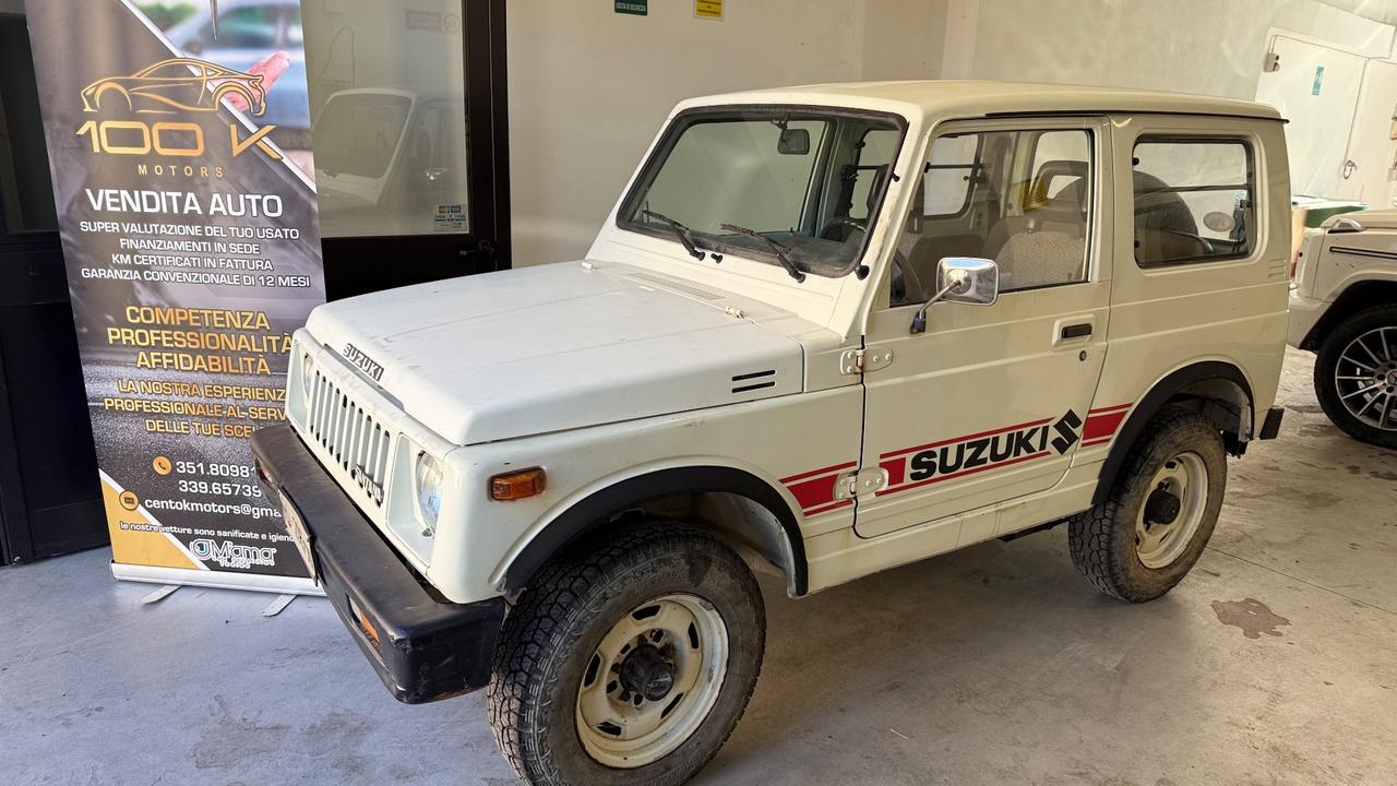 Suzuki SJ Samurai 4x4 De Luxe