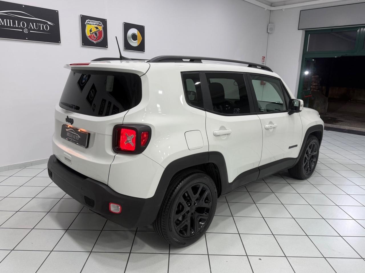 Jeep Renegade 1.6 Mjt DDCT 120 CV Night Eagle