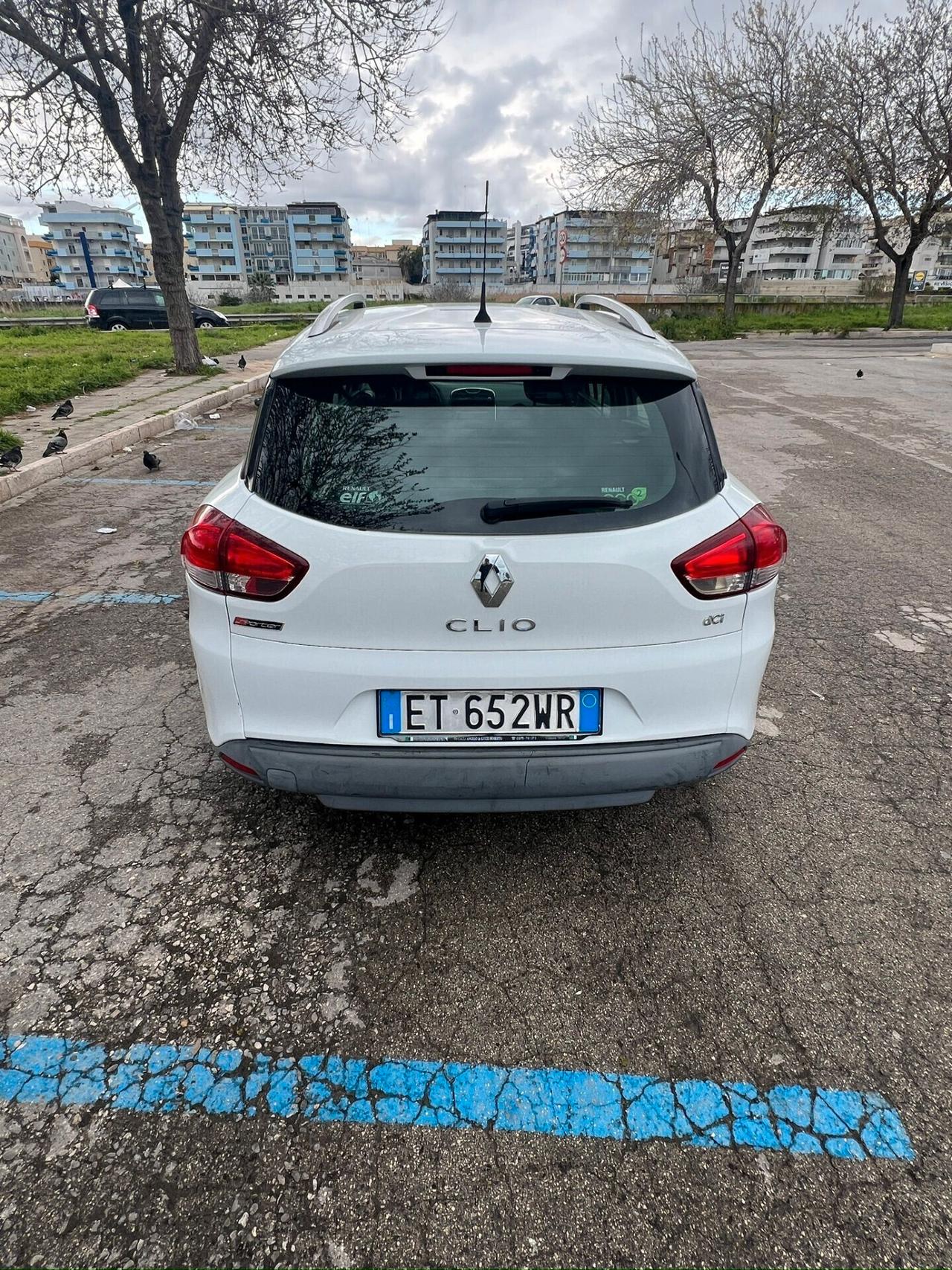 Renault Clio Sporter 1.5 dCi 8V 75CV Live 2014