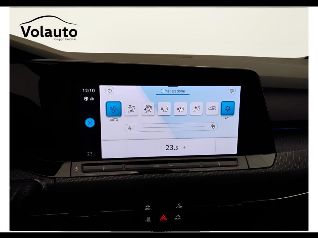 VOLKSWAGEN Golf VIII 2020 - Golf 2.0 tdi R-Line 150cv