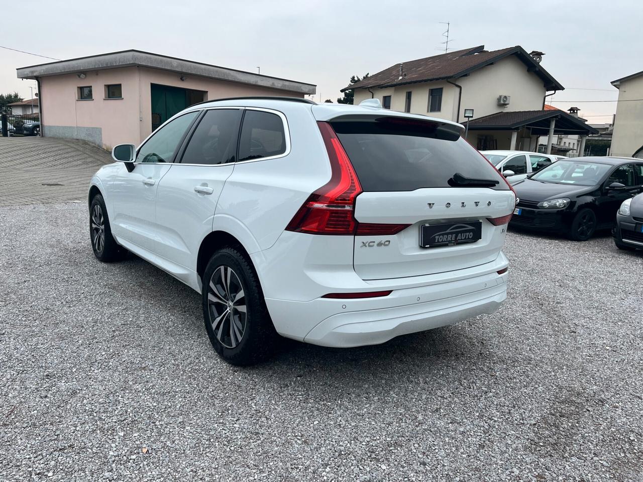 Volvo XC 60 XC60 B4 (d) AWD Geartronic Momentum