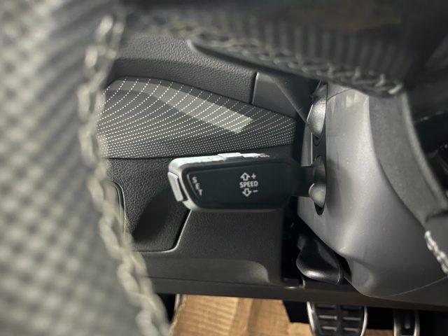 AUDI Q2 35TDI Stronic S line "19 Sline/Telec./Navi/MATRIX