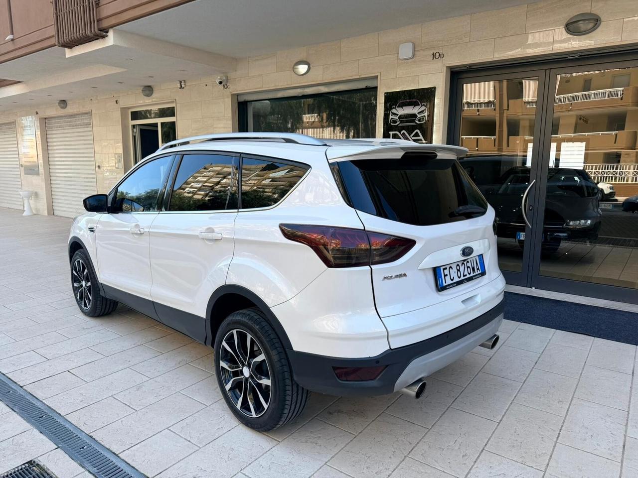 Ford Kuga 2.0 TDCI 150 CV S&S 4WD Powershift Titanium X