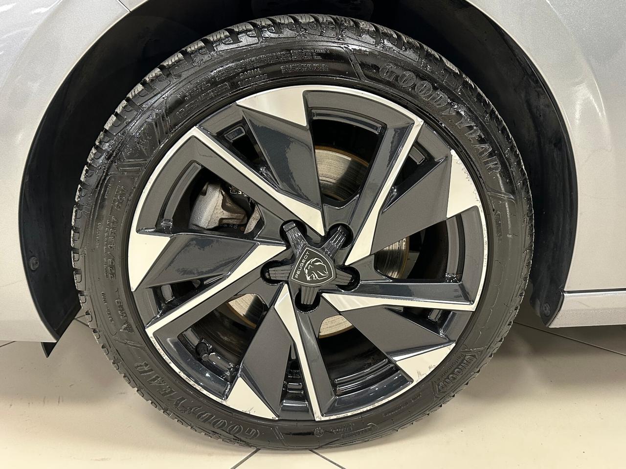 Peugeot 308 BlueHDi 130 S&S Allure Pack - 2022