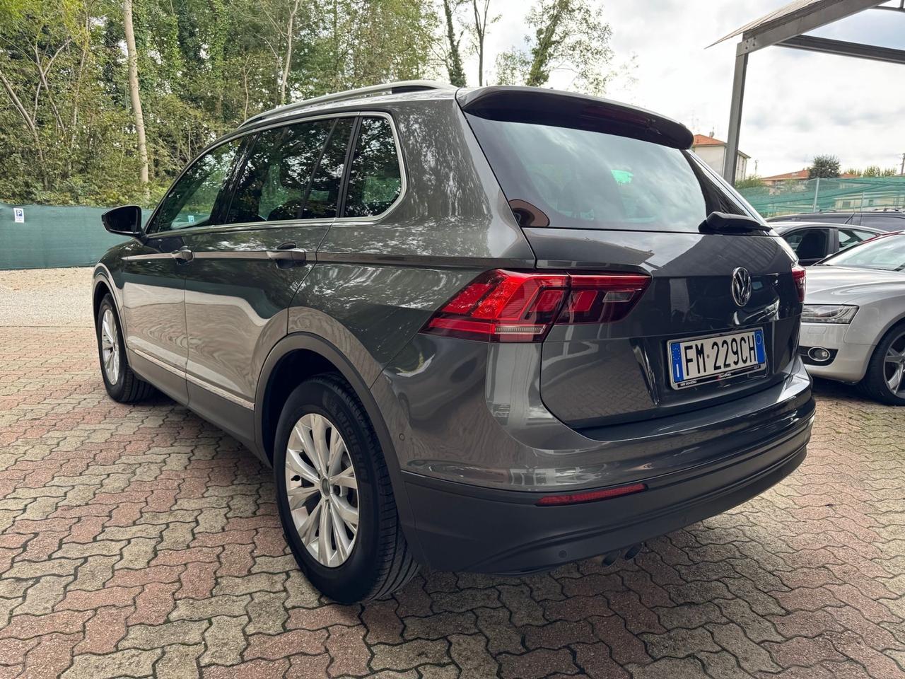 Volkswagen Tiguan 1.6 TDI SCR Style BlueMotion * FULL OPTIONAL * Telecamera 360*