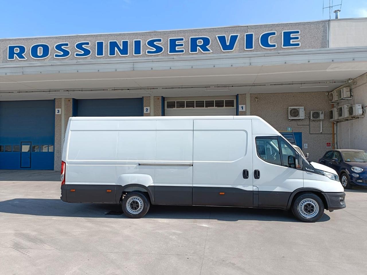 IVECO DAILY 35S16 V FURGONE STANDARD XL H2